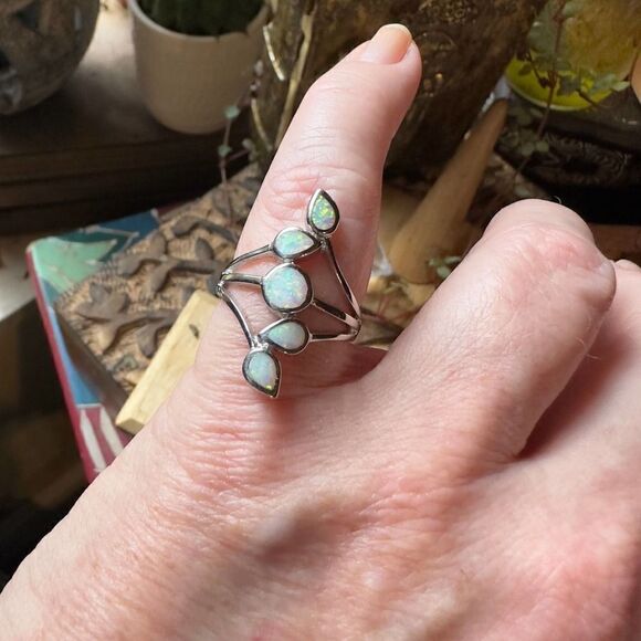 Sterling Silver Lab Opal Ring Size 8 - Picture 1 of 5